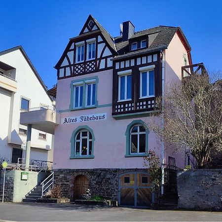 Gaestehaus Im Alten Faehrhaus Cochem Exterior photo